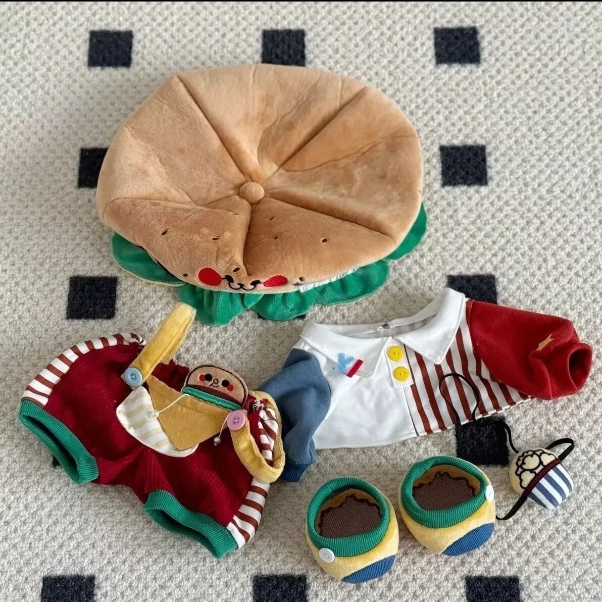 40cm Hamburg Baby Clothes Cake - огляд і ціна Baby Food Restaurant